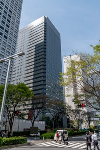 Walking around Shinjuku