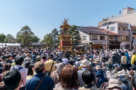 Great performance with the mechanical Karakuri puppets