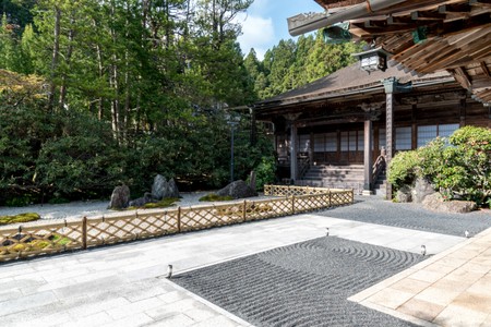 The Buddhist Temple we stayed for the night
