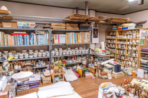Porcelain shop