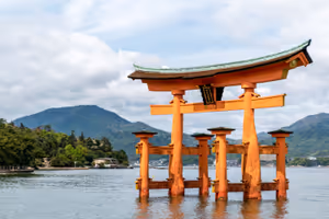The floating tori gate in Miyajima